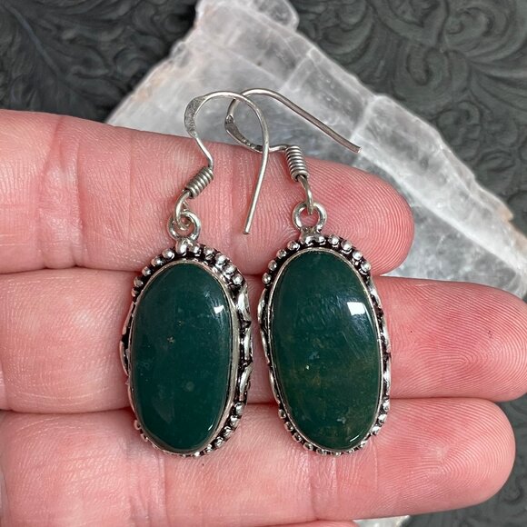 Green Chalcedony Earrings Stone Crystal Jewelry - Picture 1 of 7
